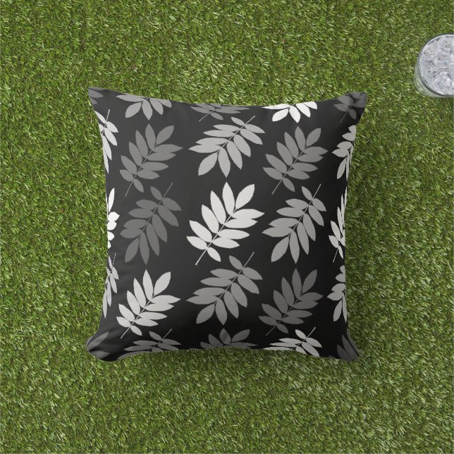 Coussin Feuille aînée grand motif noir blanc gris (Herbe)