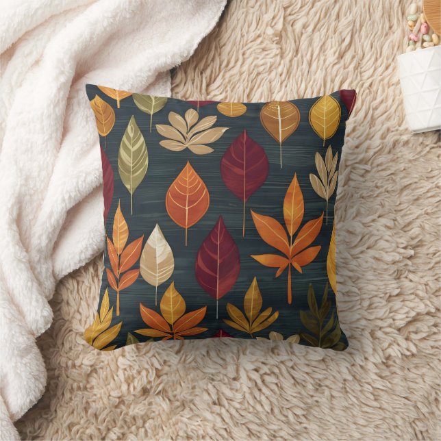 Coussin Feuilles d'automne vibrantes sur fond vert profond (Couverture)