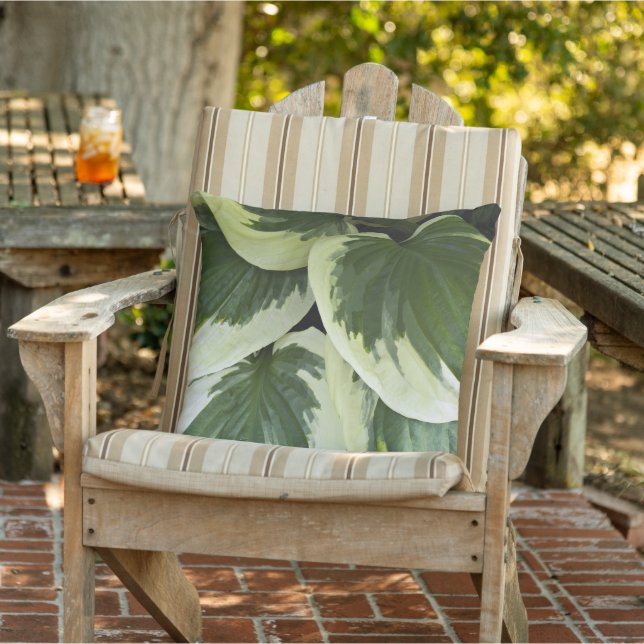 Coussin Feuilles de Hosta panachées vert et blanc (Chaise)