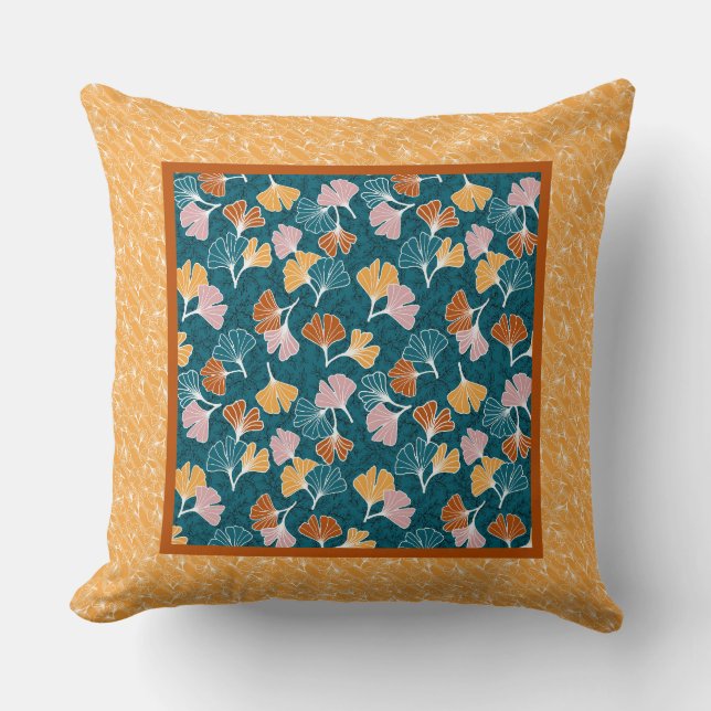 Coussin Feuilles Ginkgo sur Ocean Blue avec bordure or (Recto)