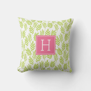 Coussin Feuilles verts de chaux et monogramme rose