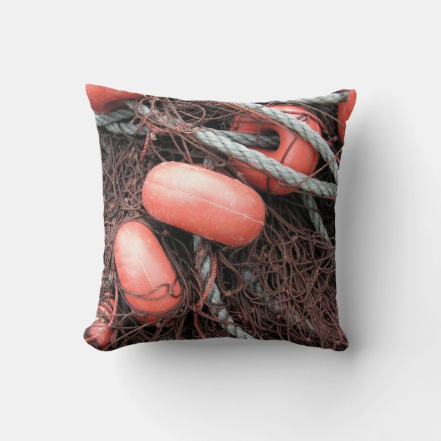 Coussin Filets de pêche, flotteurs et corde sur le port (Recto)