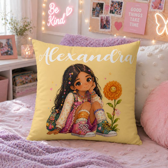 Coussin Fille aux Cheveux Bruns Personnalisée Nom (Créateur téléchargé)