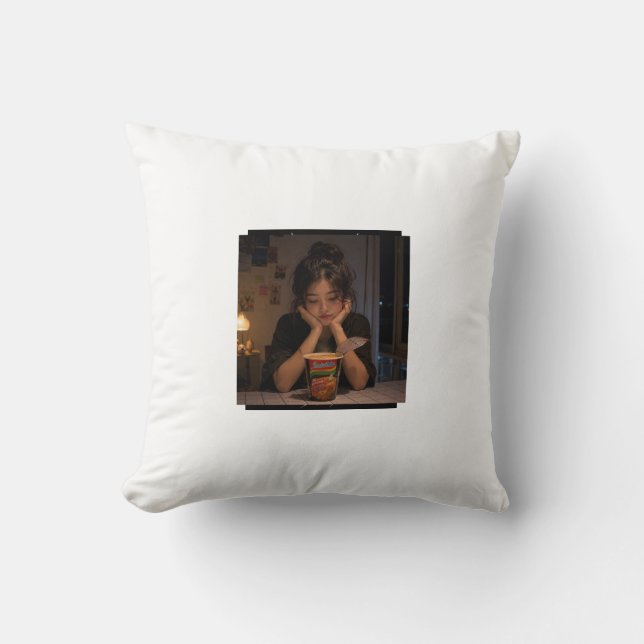 Coussin Fille aux Nouilles (Recto)