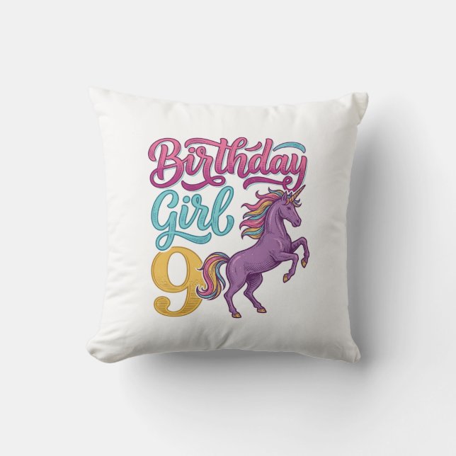 Coussin Fille d'anniversaire 9 Licorne Dessin de gravure v (Recto)