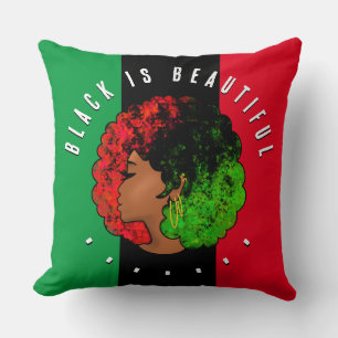 Coussin Fille noire panafricaine femme rouge vert fierté a