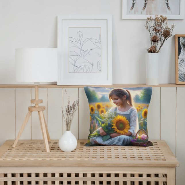 Coussin Fille Tournesol (Créateur téléchargé)