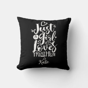 Coussin Fille triathlète moderne et amusante écriture noir