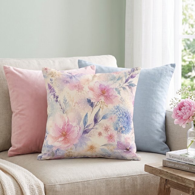Coussin Fleur aquarelle de rêve (Créateur téléchargé)