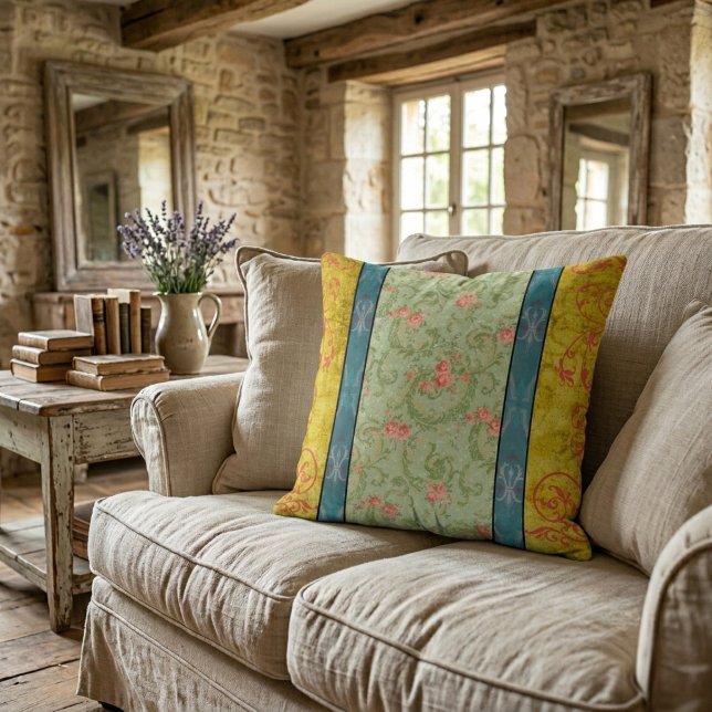 Coussin Fleur Chartreuse Élégant Vintage  (Créateur téléchargé)