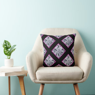 Coussin Fleur Confetti en plaid noir et rose