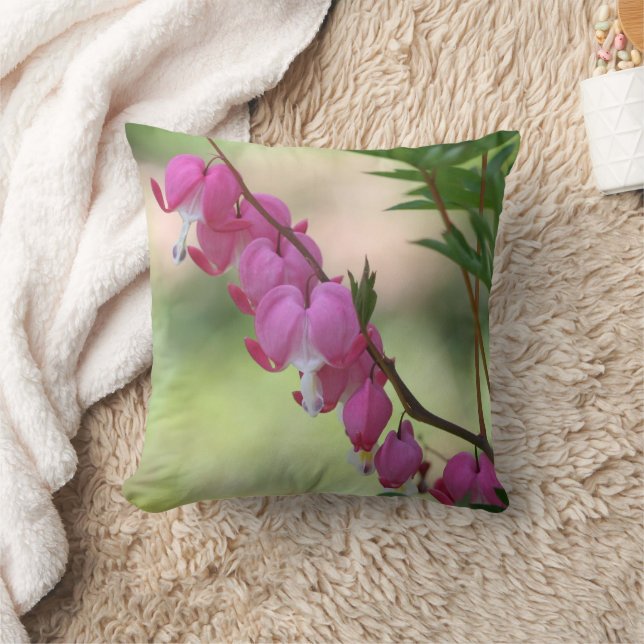 Coussin Fleur de Cœurs Sanglants Rose (Couverture)