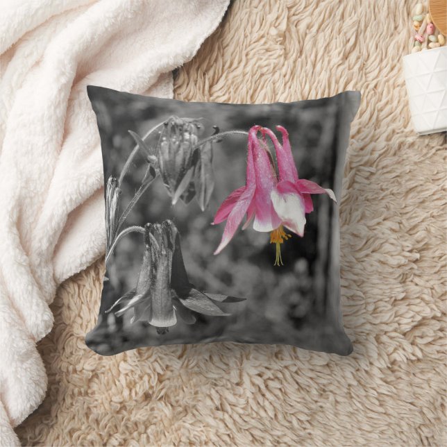 Coussin Fleur de Columbine Noir Et Blanc Couleur Partielle (Couverture)