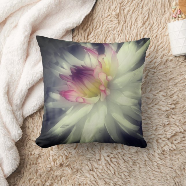 Coussin Fleur de dahlia époustouflante (Couverture)