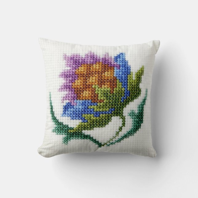 Coussin Fleur lumineuse brodée par main (Recto)