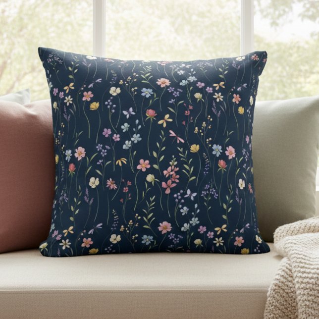 Coussin Fleur sauvage aquarelle bleue  (Créateur téléchargé)