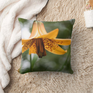 Coussin Fleur sauvage tachetée de lys du Canada