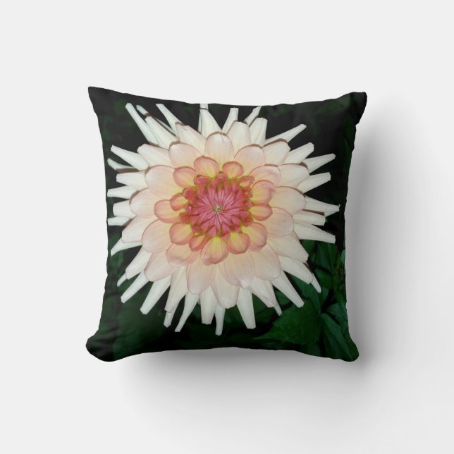 Coussin fleur une nuit cool (Recto)