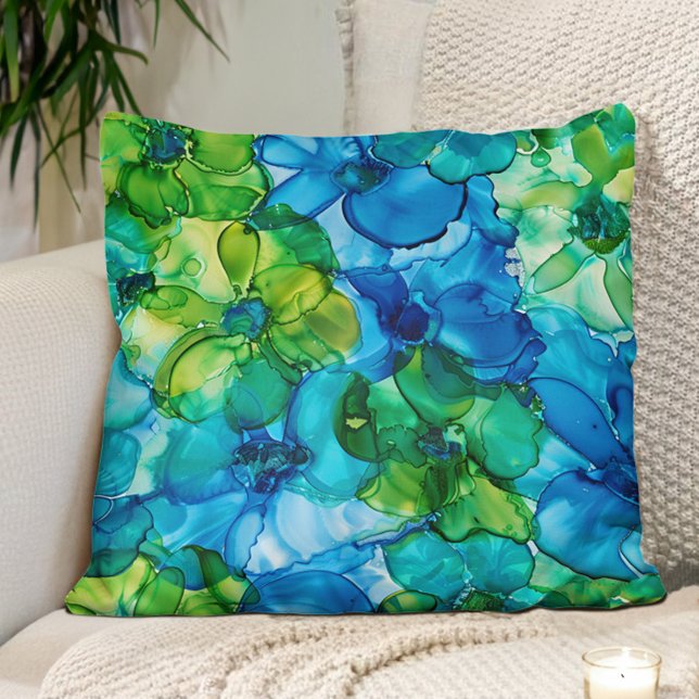 Coussin Fleurs à l'encre d'alcool bleu-vert (Blue and green alcohol ink floral pillow)