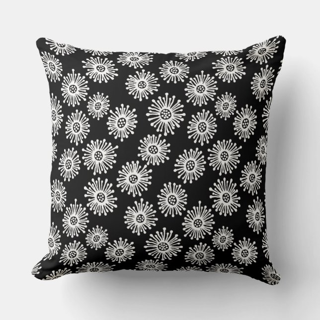 Coussin Fleurs à main - Blanc sur Noir (Recto)