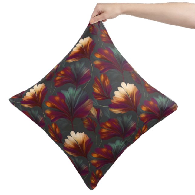 Coussin Fleurs d'automne en orange brûlée et feuilles rous (Rich fall florals in deep, warm hues bring a cozy farmhouse touch to your seasonal home decor.)