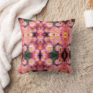 Coussin Fleurs De Faisée Rose Et Motif De Bumble