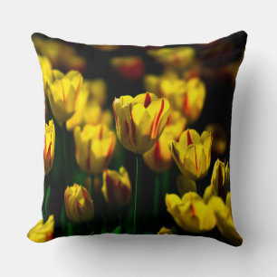 Coussin Fleurs de tulipes jaunes