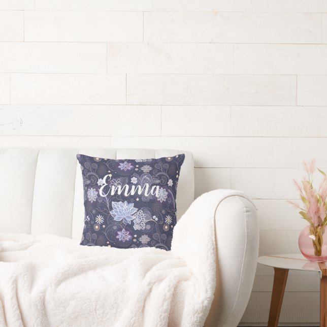 Coussin fleurs délicates à motif blanc-bleu (Canapé)