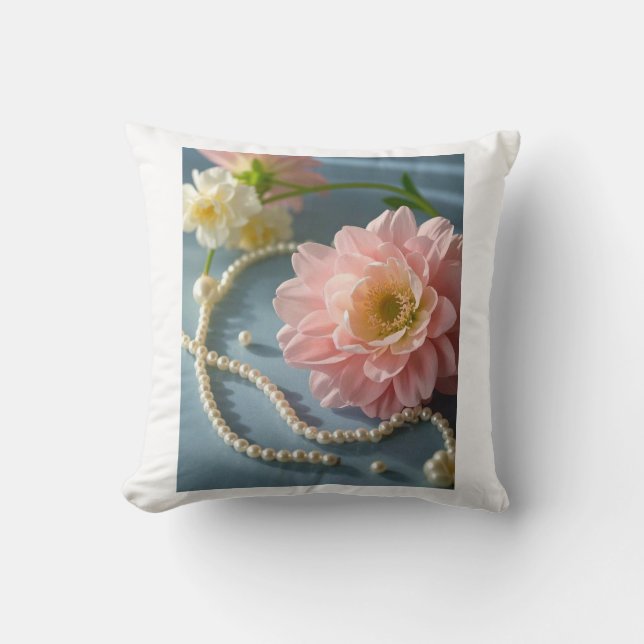 Coussin Fleurs élégantes et perles (Recto)
