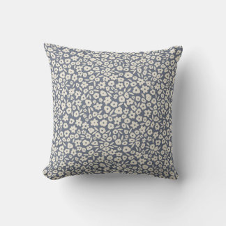 Coussin Fleurs florales Boho en bleu Erin Kendal