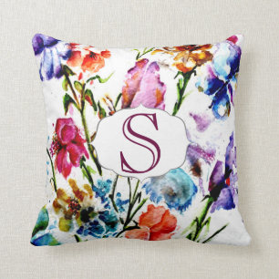 Coussin Fleurs lunatiques d'aquarelle avec le monogramme