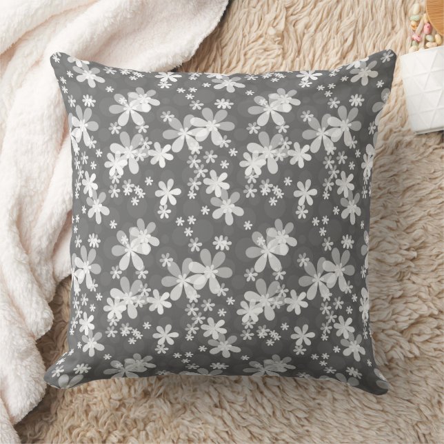 Coussin Fleurs marguerites blanches sur un arrière - plan  (Couverture)