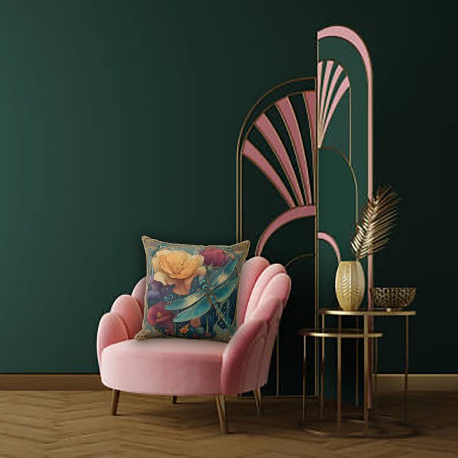 Coussin Fleurs riches aux tons de bijoux et une libellule  (Créateur téléchargé)