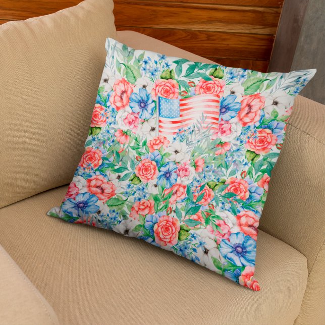 Coussin Fleurs rouges, blanches et bleues Fête patriotique (Créateur téléchargé)