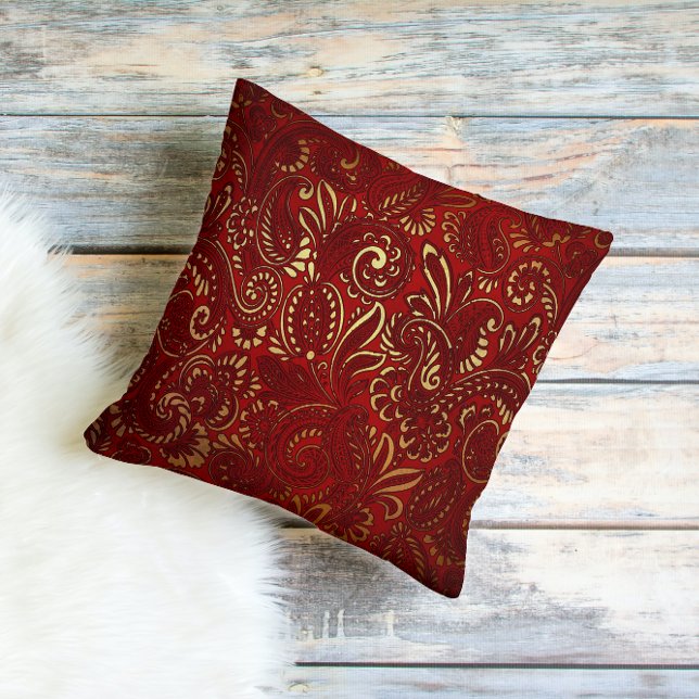 Coussin Fleurs rouges de Bourgogne ornées de bohème paisle (Créateur téléchargé)