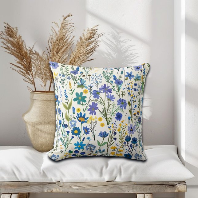 Coussin Fleurs sauvages de Jardin Bleu Rustique (Créateur téléchargé)