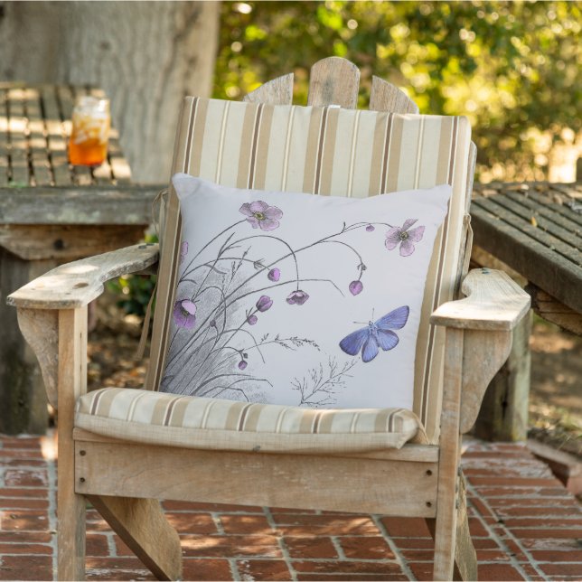 Coussin Fleurs sauvages et papillon (Chaise)