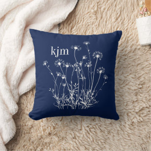 Coussin Fleurs sauvages monogrammes bleu marine et blanc