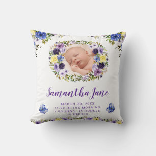 Coussin Fleurs violettes et crème à l'aquarelle Photo de b
