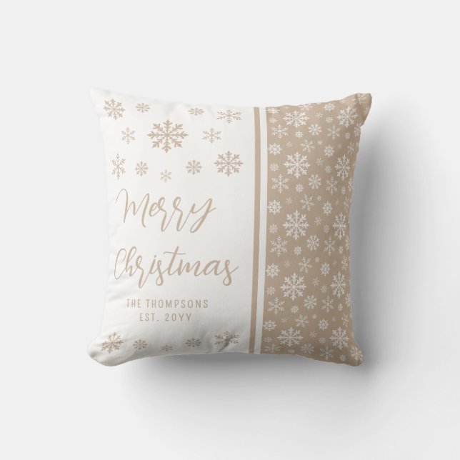 Coussin Flocons de neige beige Joyeux Noël avec nom de fam (Recto)
