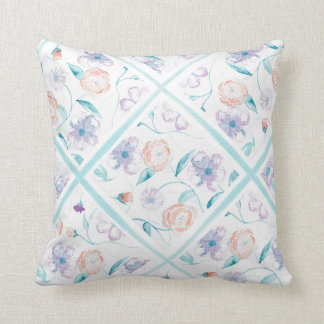 Coussin floral d'aquarelle - lavande, bleu, pêche
