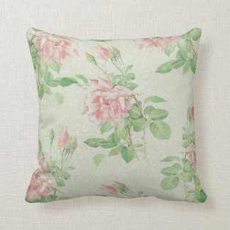 Coussin floral de rose et de vert