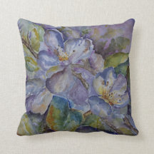 Coussin floral pourpre d'art d'aquarelle