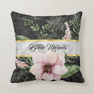 Coussin Floral rose de marbre noir élégant avec le nom