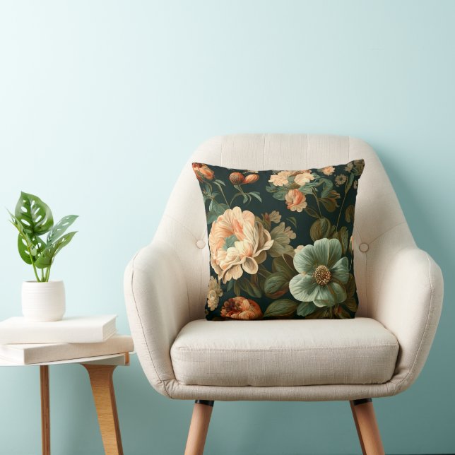 COUSSIN FLORAL VINTAGE DESIGN LANCE PILLOW (Chaise)