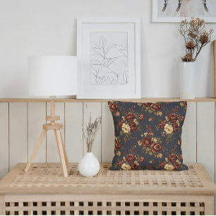 Coussin Florales d'automne en bordeaux profond et crème ch