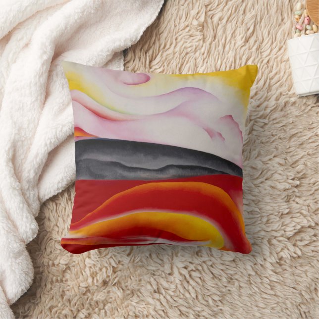 Coussin Flux rouge, jaune et noir | Georgia O'Keeffe | (Couverture)