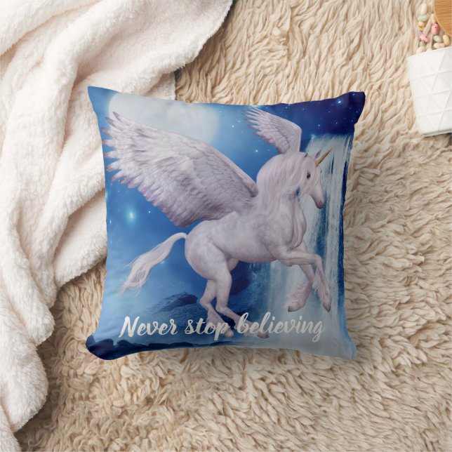 Coussin Flying Unicorn Waterfall Croire Imaginaire Horse (Couverture)