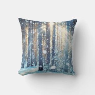 Coussin Forêt neigeuse Scène hivernale gelée