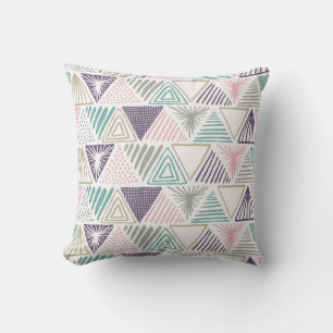 Coussin Formes triangulaires, style vintage dessiné à la m